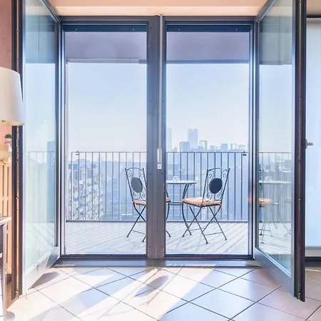 Fiera Milanocity View With Terrace Next To Shopping Mall Апартаменты